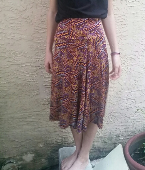 New Lularoe skirt - Picture 3 of 3